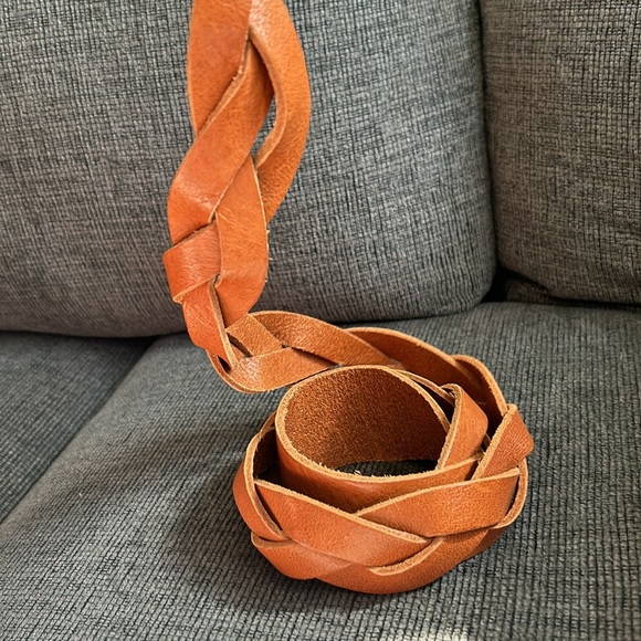 Belt - Picture 4 of 5